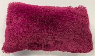 Kissen CRAZY magenta in Magenta aus Polyester