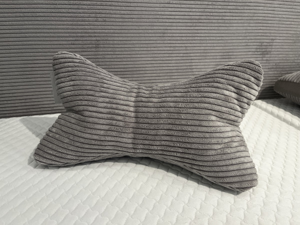 Kissen BONE silber in silberfarben aus Mischgewebe
