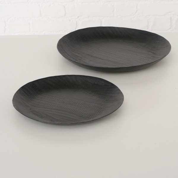 Teller RESVIK in schwarz aus Aluminium